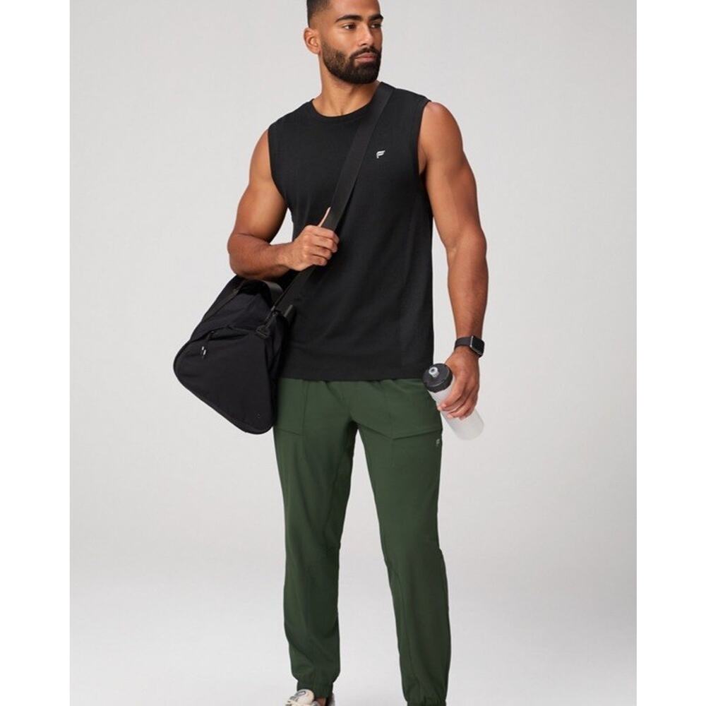Fabletics Pants Mens Size Small green The One Jogger Performance Comfort